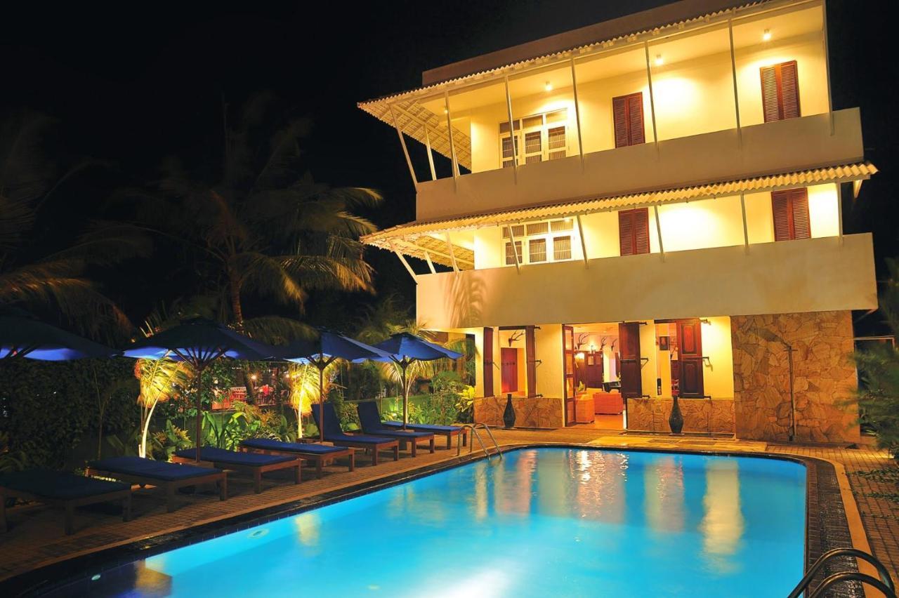 St.Lachlan Hotel & Suites Negombo Exterior photo